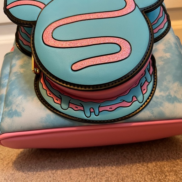 New unused Disney Parks Eats Collection Macaron Loungefly Mini Backpack - Picture 2 of 9